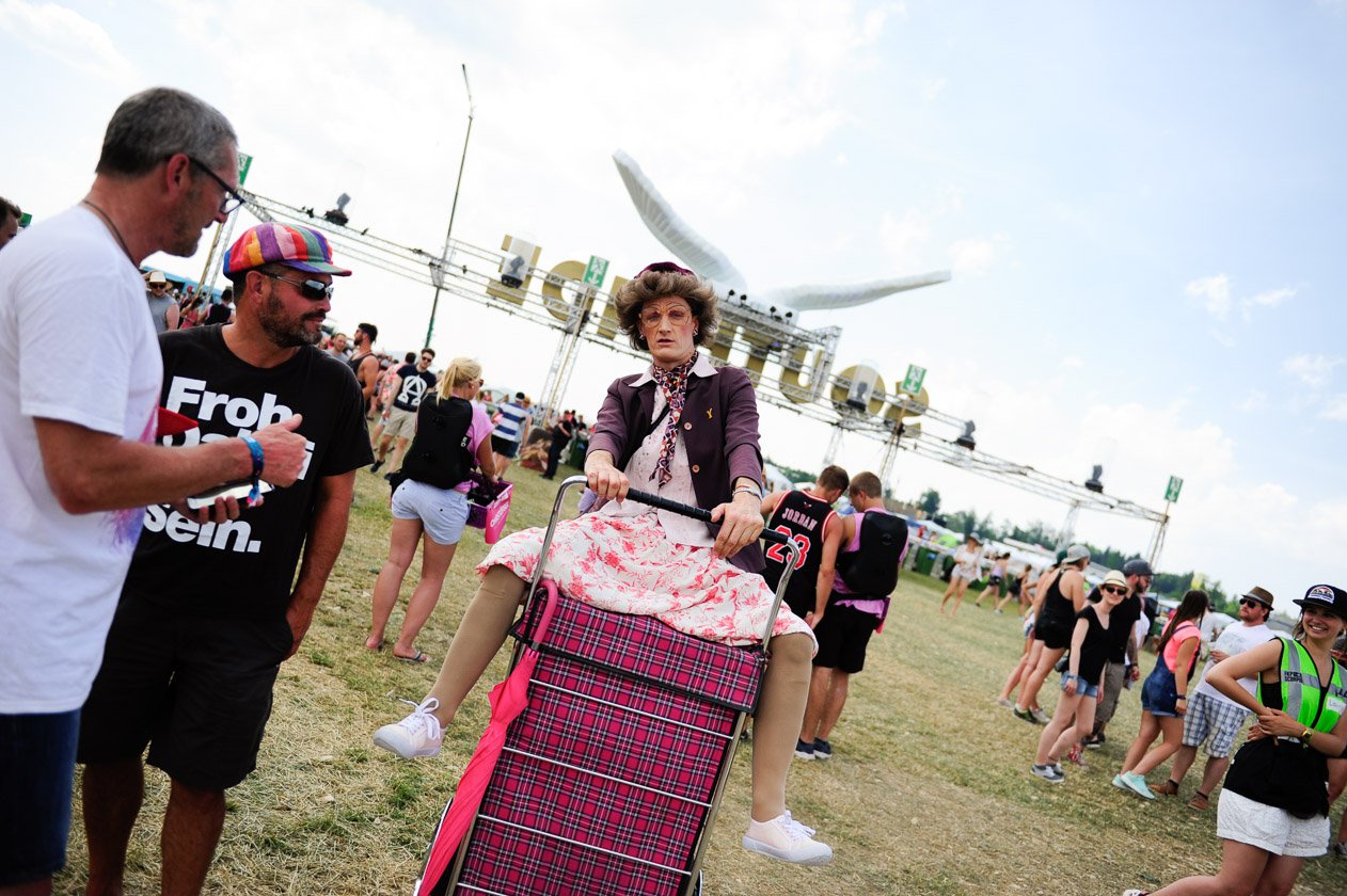 60.000 Zuschauer feiern ausgelassen in Neuhausen ob Eck. – ... Festivalsaison!