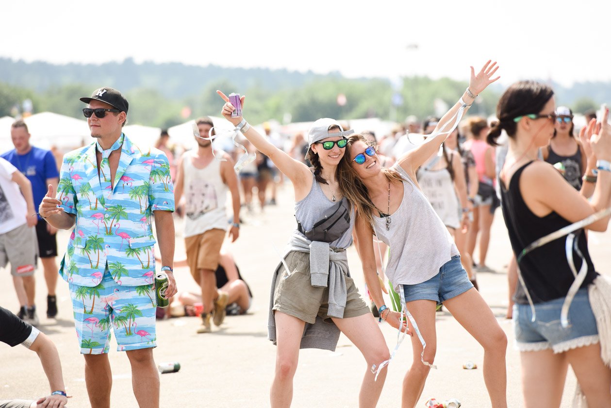 60.000 Zuschauer feiern ausgelassen in Neuhausen ob Eck. – Yeah, yeah, yeah!