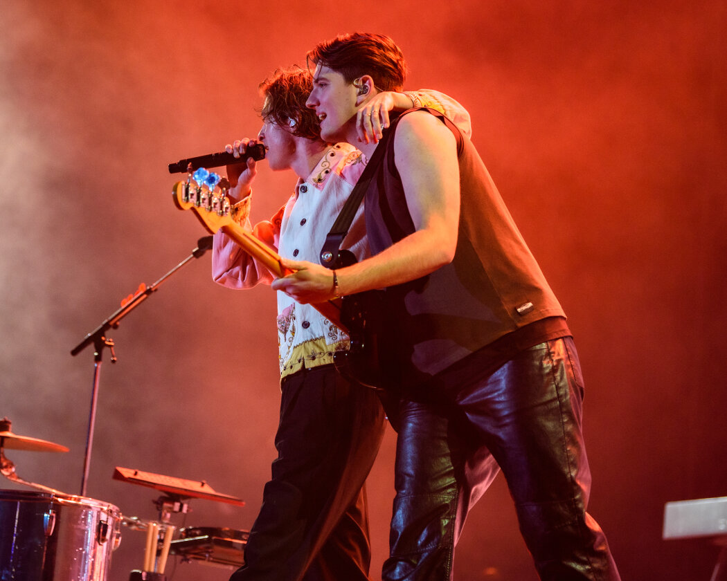 Im Süden läuft die Party: Deichkind, Bring Me The Horizon, Editors, Feine Sahne Fischfilet, Sum 41 u.a. trotzen Regen dem Regen. – Giant Rooks.
