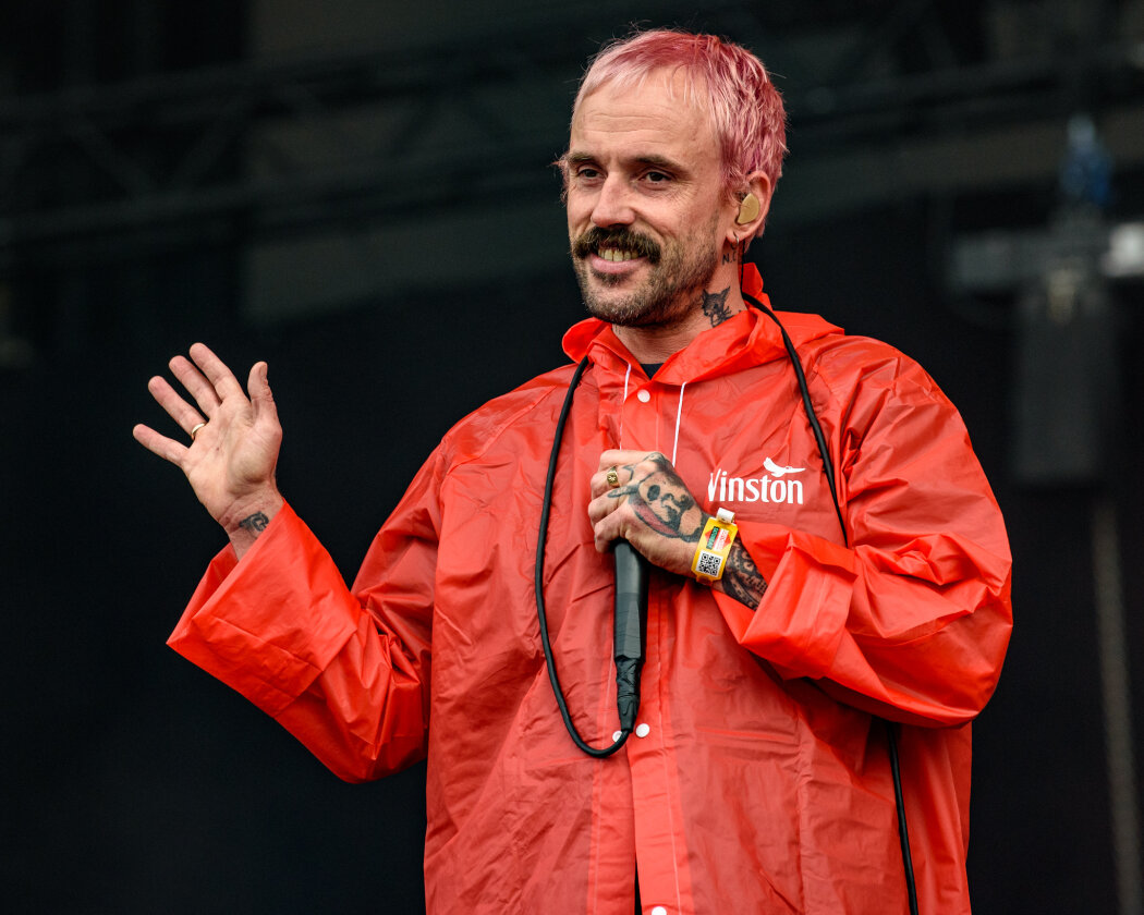 Im Süden läuft die Party: Deichkind, Bring Me The Horizon, Editors, Feine Sahne Fischfilet, Sum 41 u.a. trotzen Regen dem Regen. – Idles.
