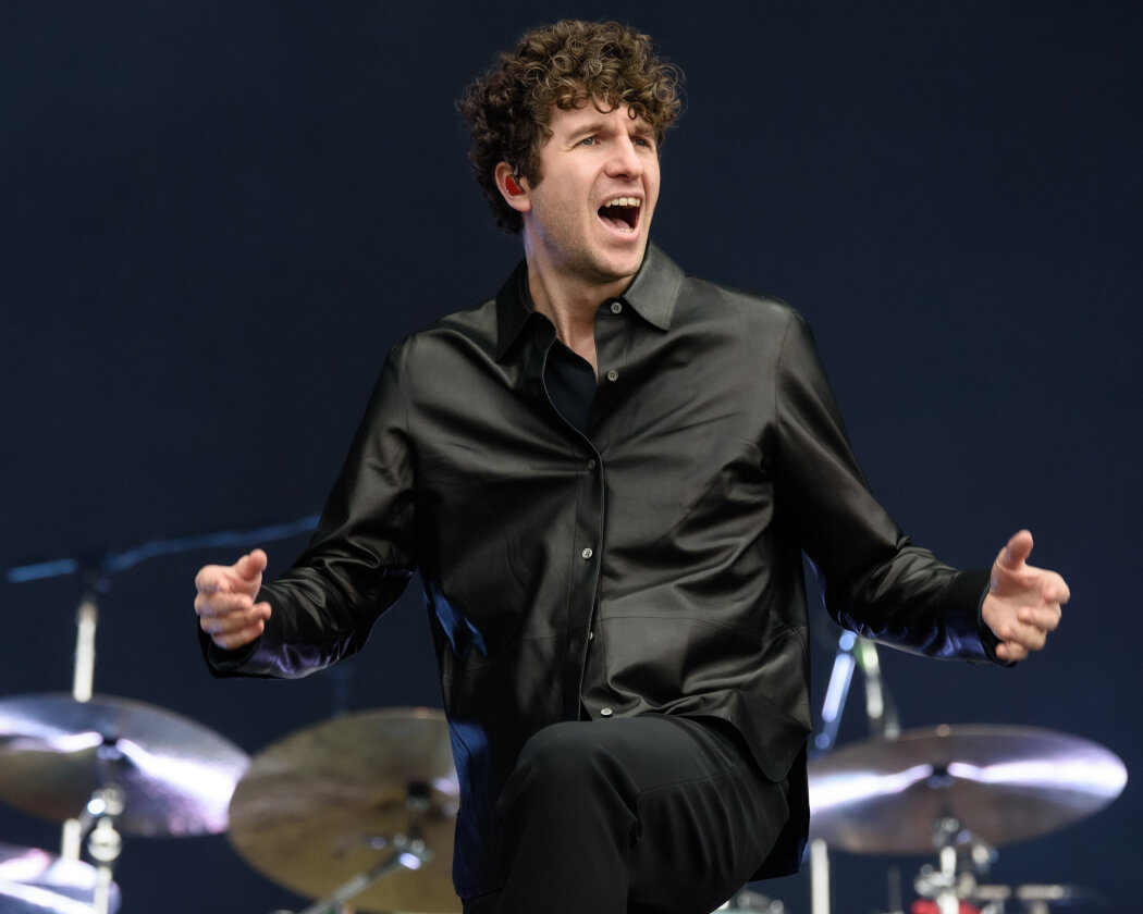 Im Süden läuft die Party: Deichkind, Bring Me The Horizon, Editors, Feine Sahne Fischfilet, Sum 41 u.a. trotzen Regen dem Regen. – The Kooks.