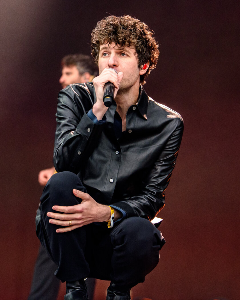 Im Süden läuft die Party: Deichkind, Bring Me The Horizon, Editors, Feine Sahne Fischfilet, Sum 41 u.a. trotzen Regen dem Regen. – The Kooks.