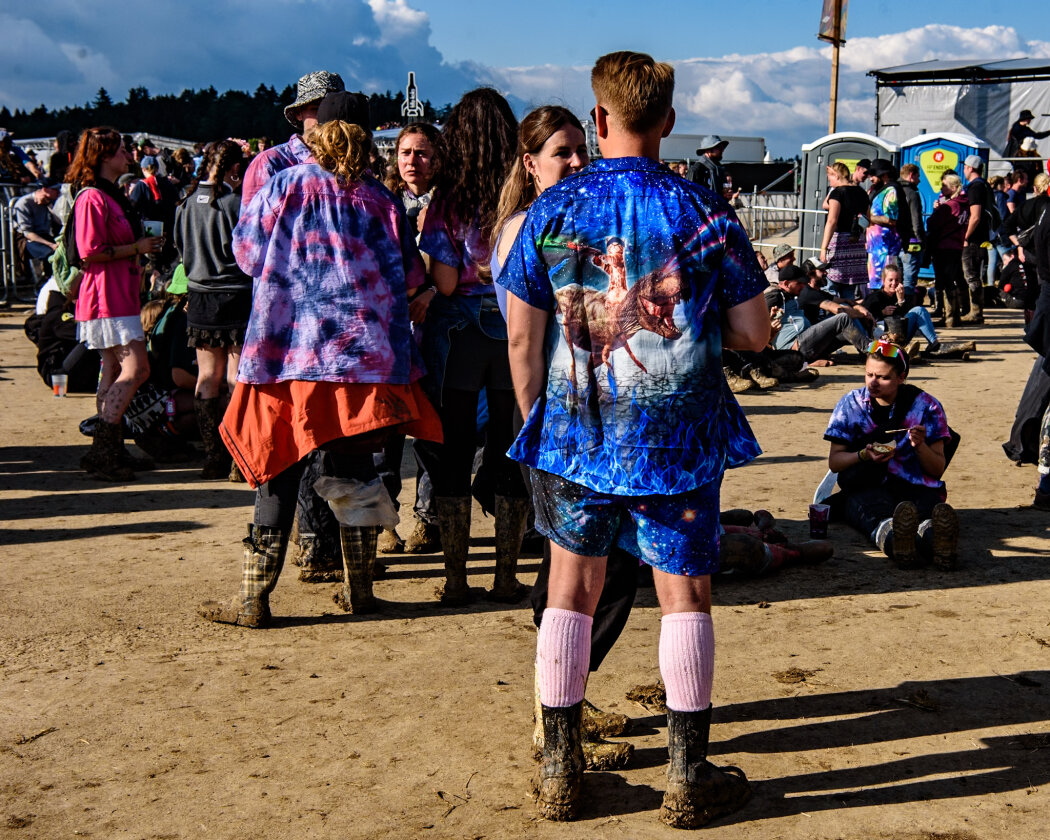 Am Festivalsonntag kommt die Sonne raus: Sido, K.I.Z, Avril Lavigne, Turnstile, Jungle etc. – Cooles Shirt.