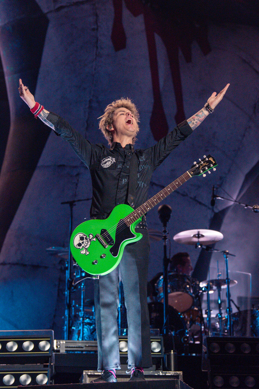 Es ist angerichtet bei perfektem, wenn auch glühend heißem Festivalwetter! – Green Day.