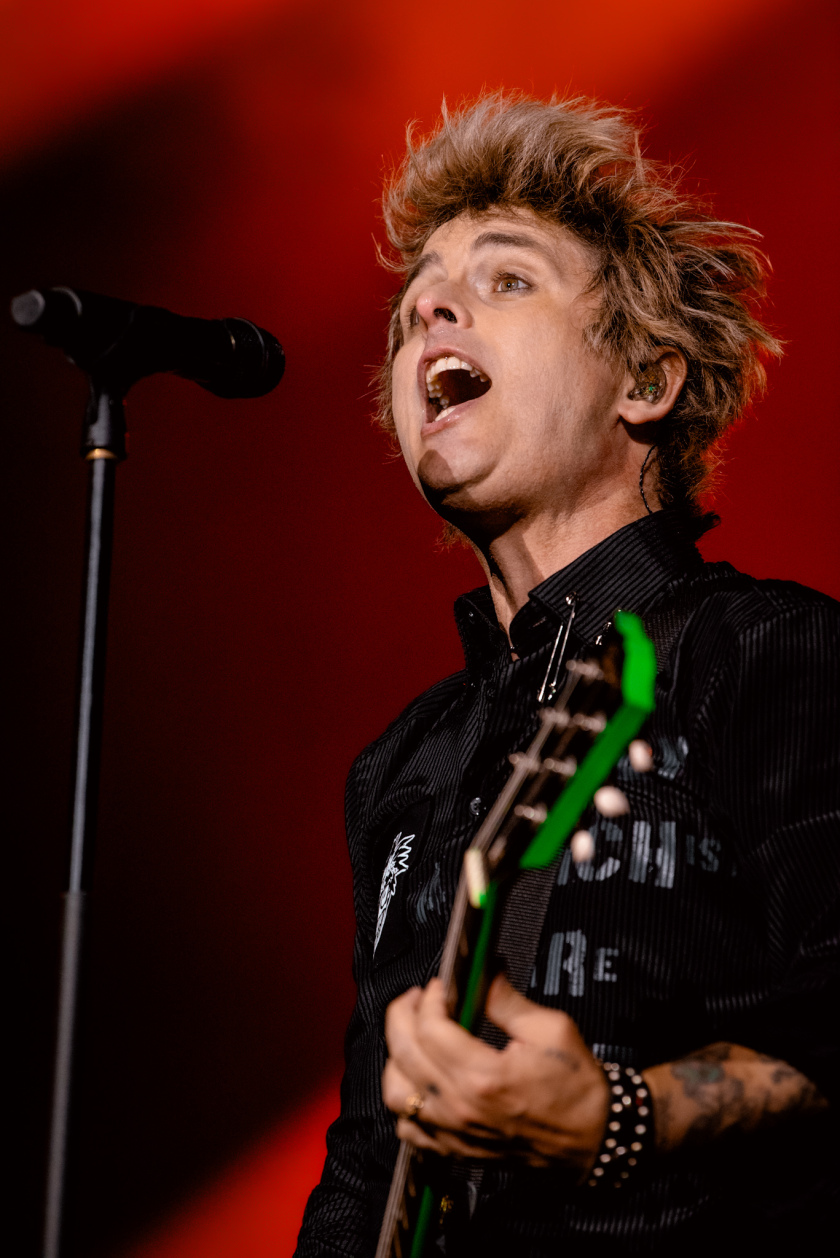Es ist angerichtet bei perfektem, wenn auch glühend heißem Festivalwetter! – Green Day.