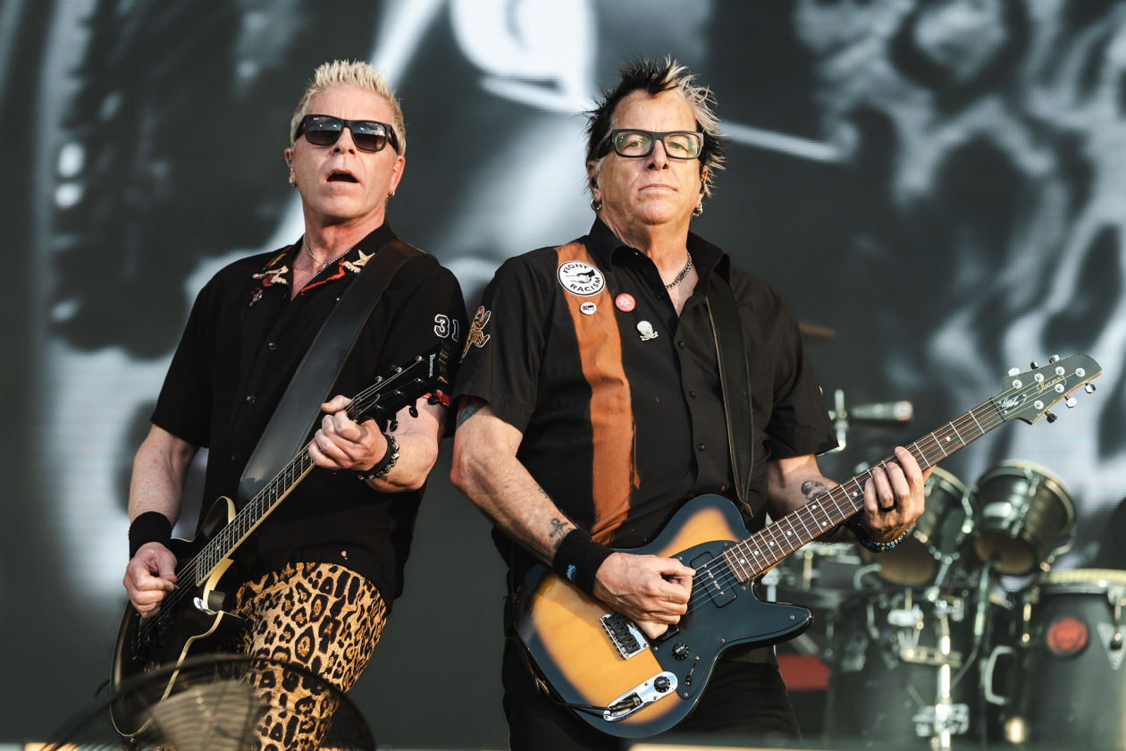 Erst Gluthitze, dann Evakuierung. 2026 ging es im Süden turbulent zu. – The Offspring.