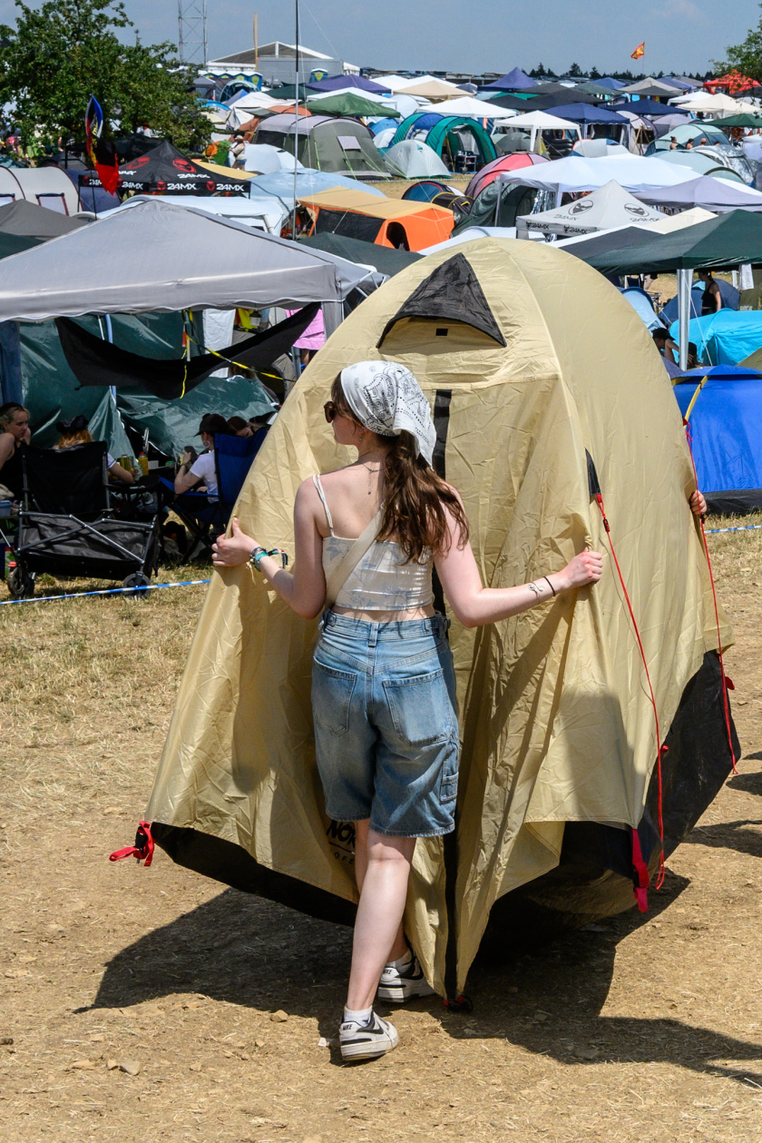 Erst Gluthitze, dann Evakuierung. 2026 ging es im Süden turbulent zu. – Tiny House.