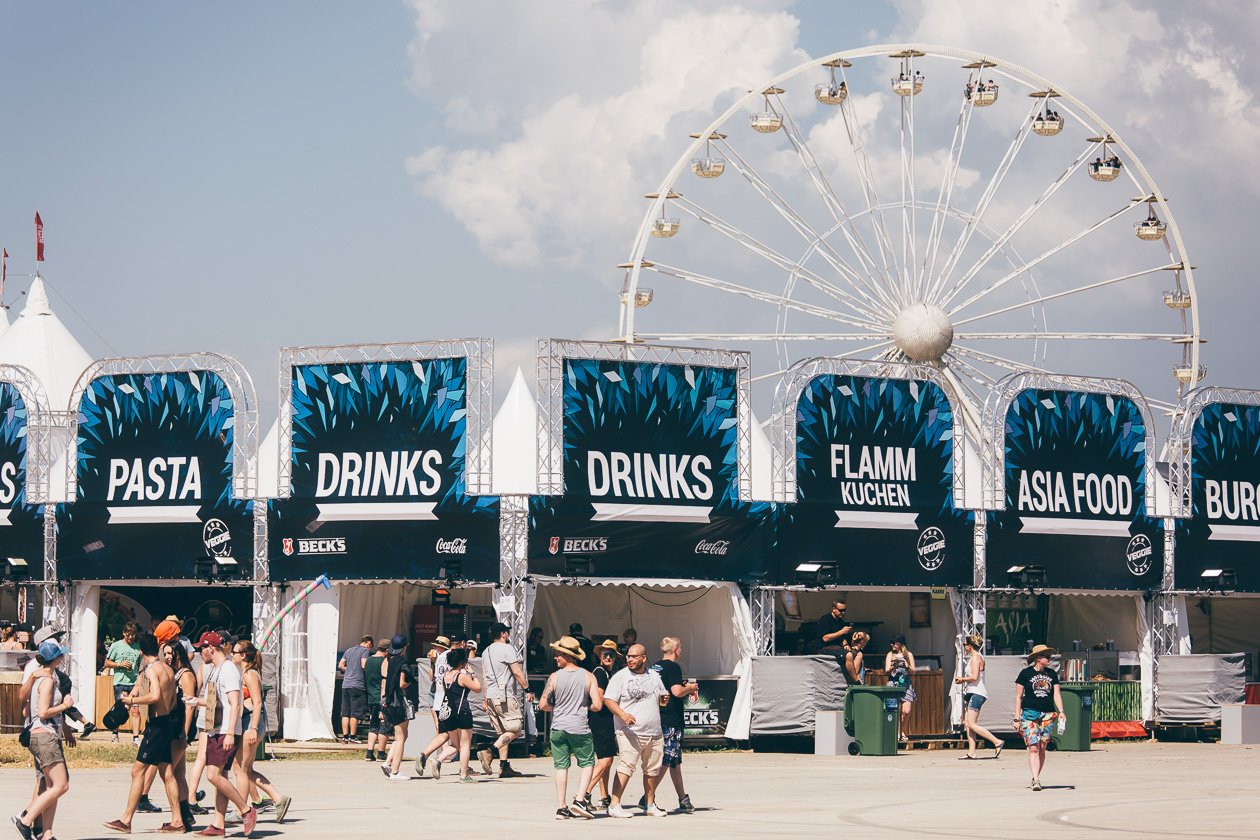Alle Fotos zum Festival im Süden. – ... und für vielfältige Verpflegung.