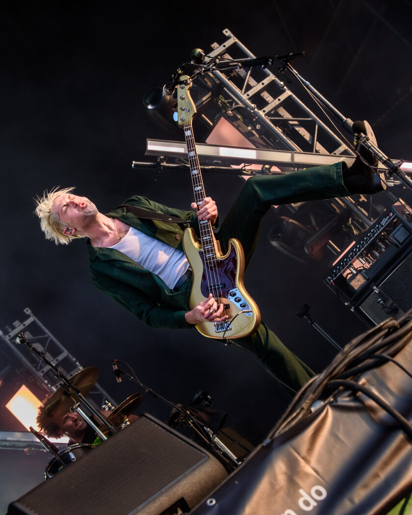 Es ist angerichtet: Queens Of The Stone Age, Die Ärzte, The 1975 u.v.a. in Neuhausen Ob Eck. – QOTSA.