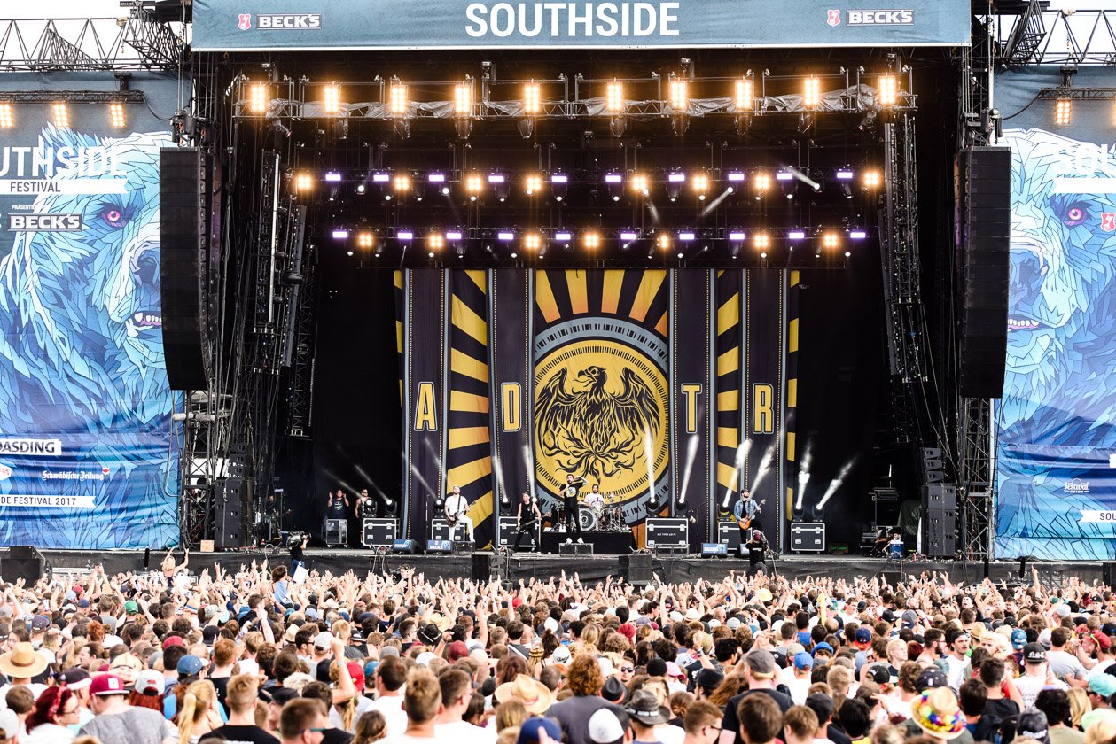 Am letzten Festivaltag gaben noch mal alle Gas: vor und auf den Bühnen. – A Day To Remember.