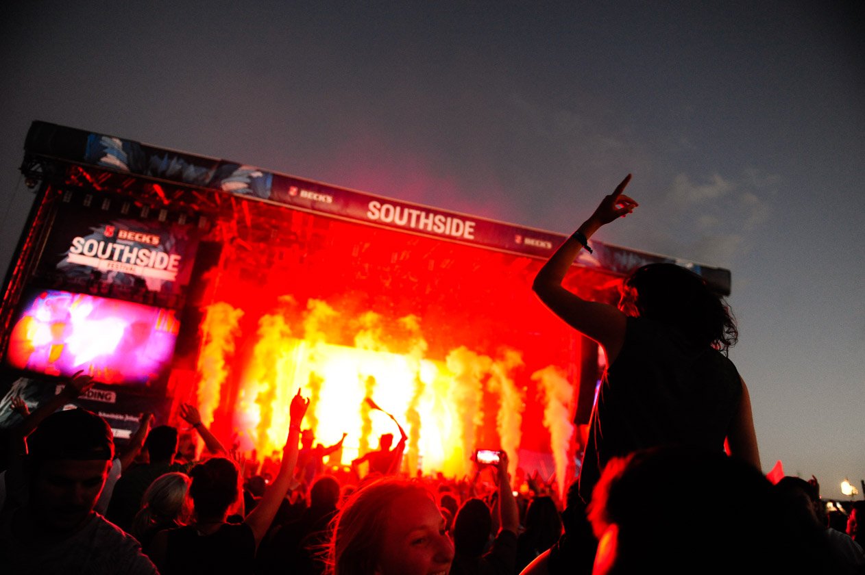 Am letzten Festivaltag gaben noch mal alle Gas: vor und auf den Bühnen. – ... Axwell Λ Ingrosso.