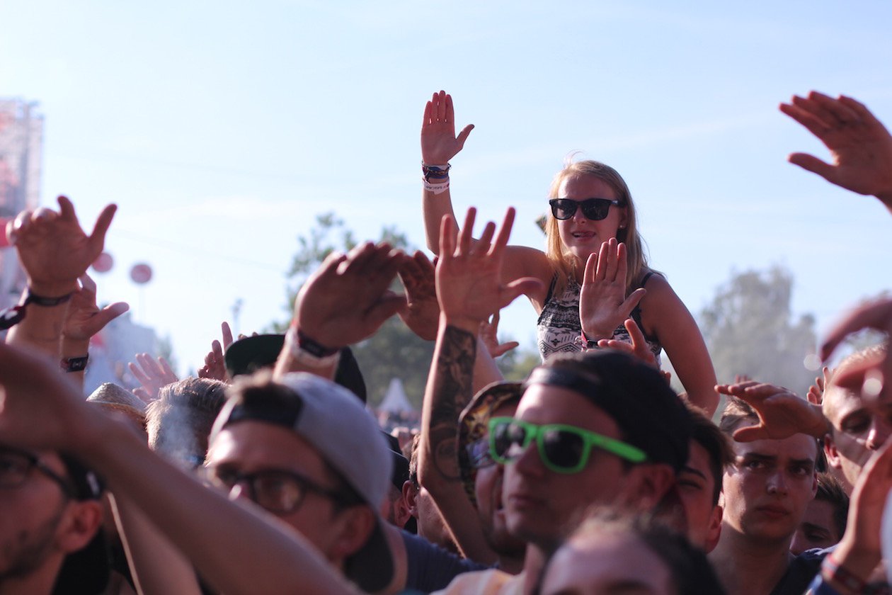 Ferropolis im Sternzeichen des Hip Hop! – Die Menge auch! 