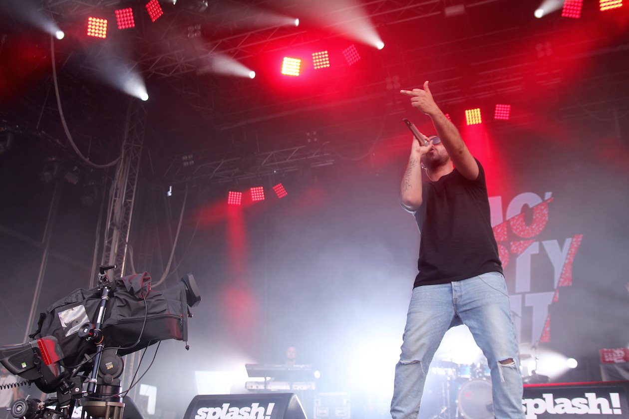Ferropolis im Sternzeichen des Hip Hop! – Mittelfinger hoch!