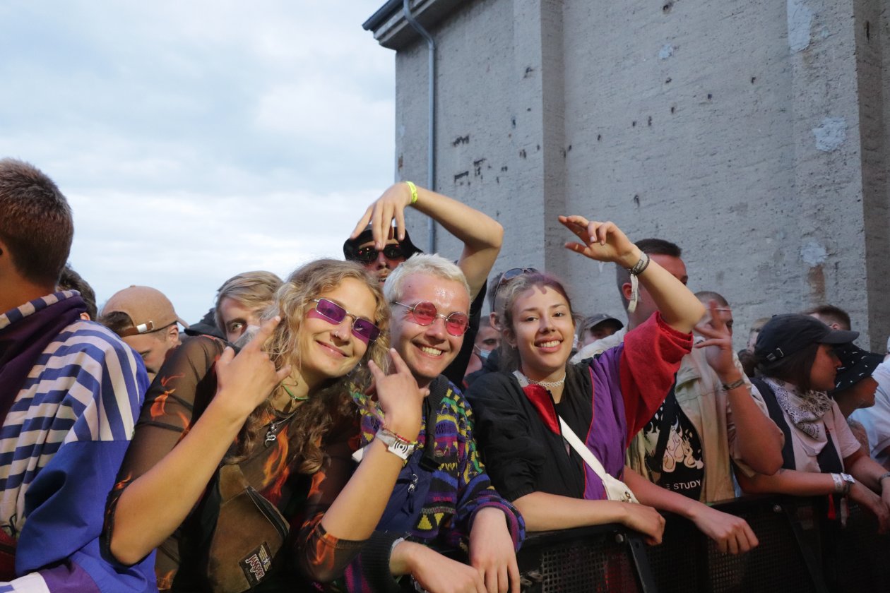 Ferropolis im Zeichen des Hip Hops. – Skinny Finsta-Fans.