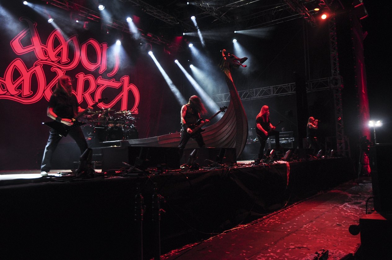 20 Jahre Summer Breeze! Das "Wacken des Südens" ist aus der deutschen Festivallandschaft nicht mehr wegzudenken. – Amon Amarth.