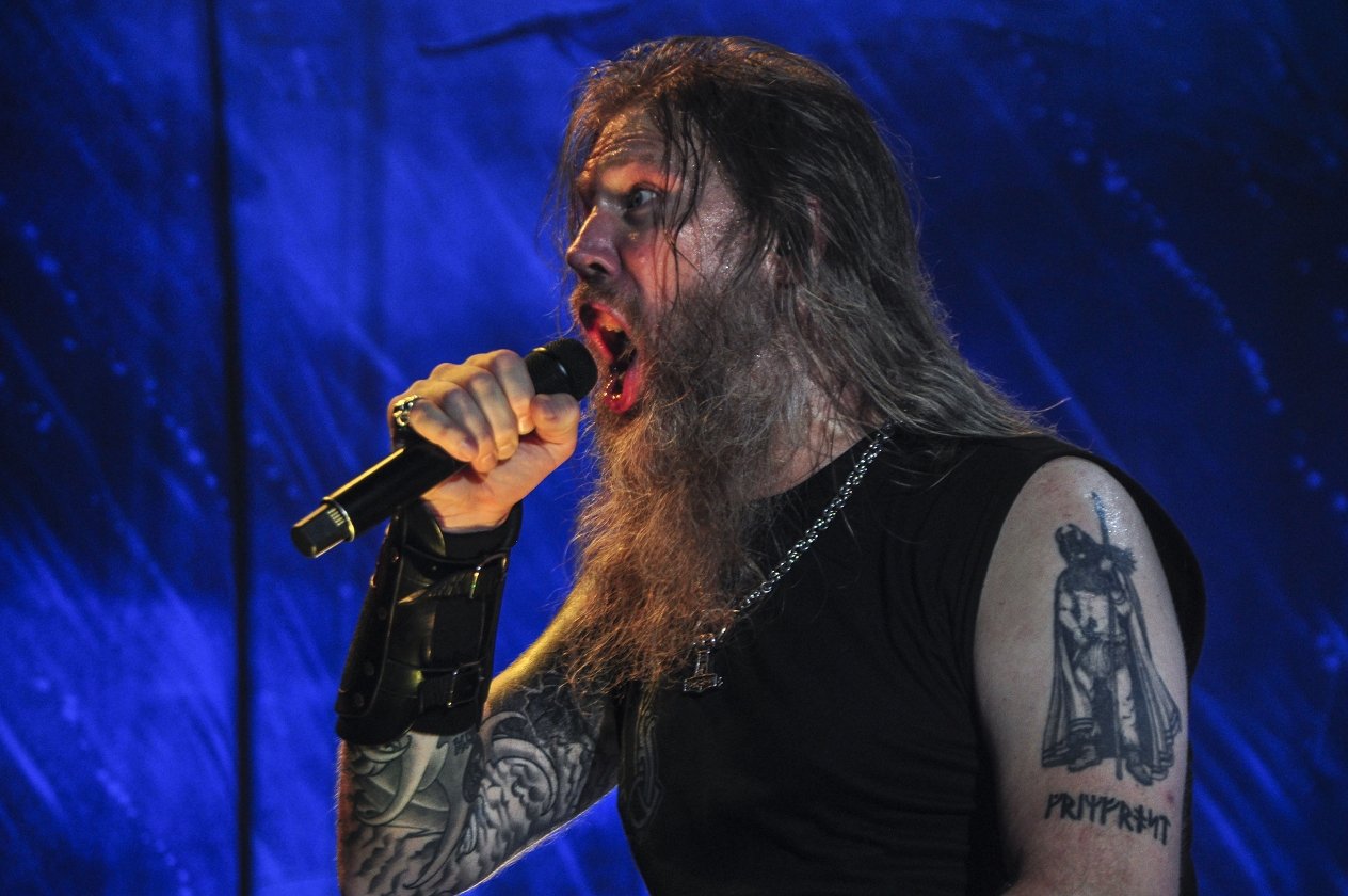 20 Jahre Summer Breeze! Das "Wacken des Südens" ist aus der deutschen Festivallandschaft nicht mehr wegzudenken. – Johan Hegg.