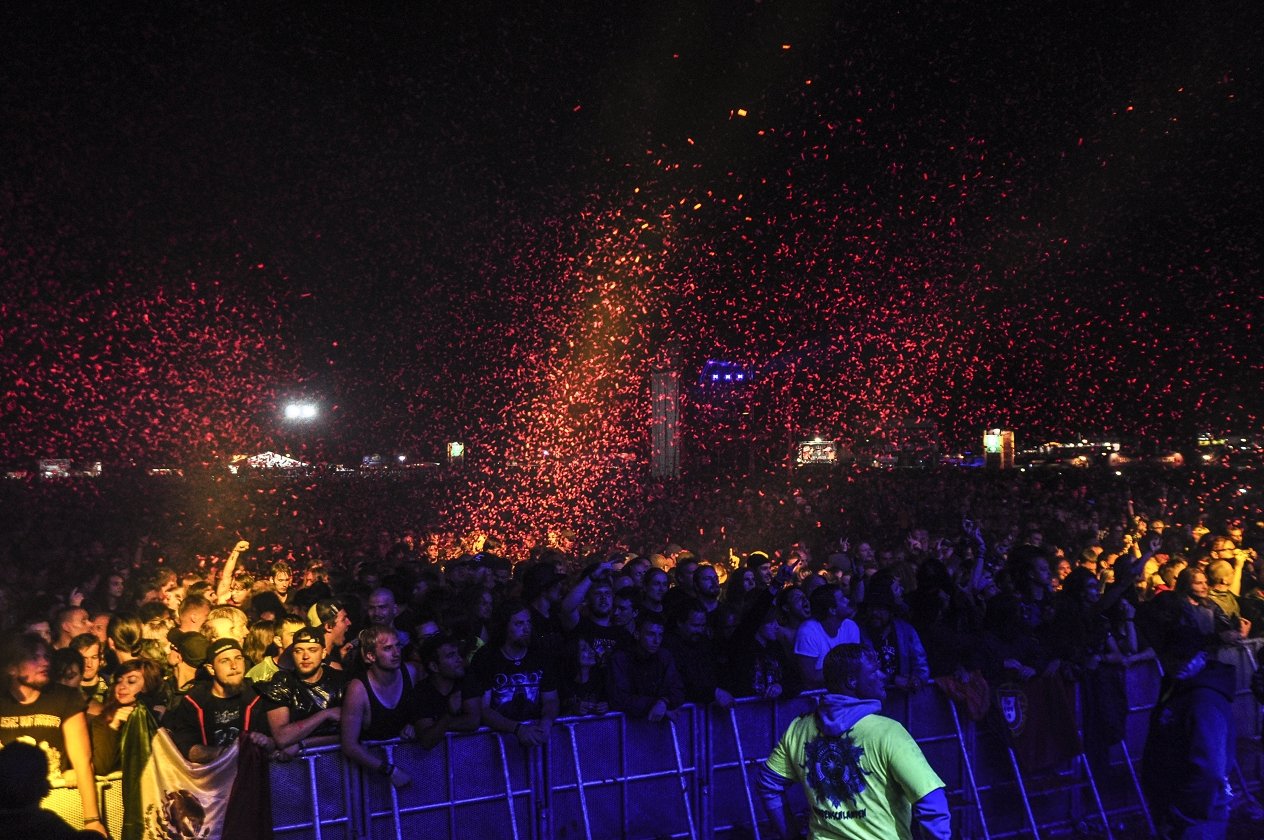 20 Jahre Summer Breeze! Das "Wacken des Südens" ist aus der deutschen Festivallandschaft nicht mehr wegzudenken. – Konfetti.