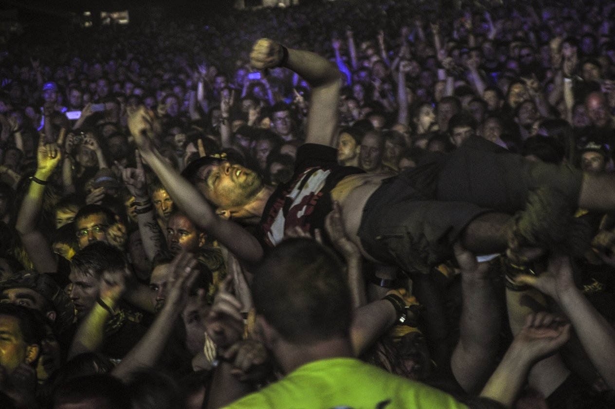 20 Jahre Summer Breeze! Das "Wacken des Südens" ist aus der deutschen Festivallandschaft nicht mehr wegzudenken. – Sich einfach mal tragen lassen.