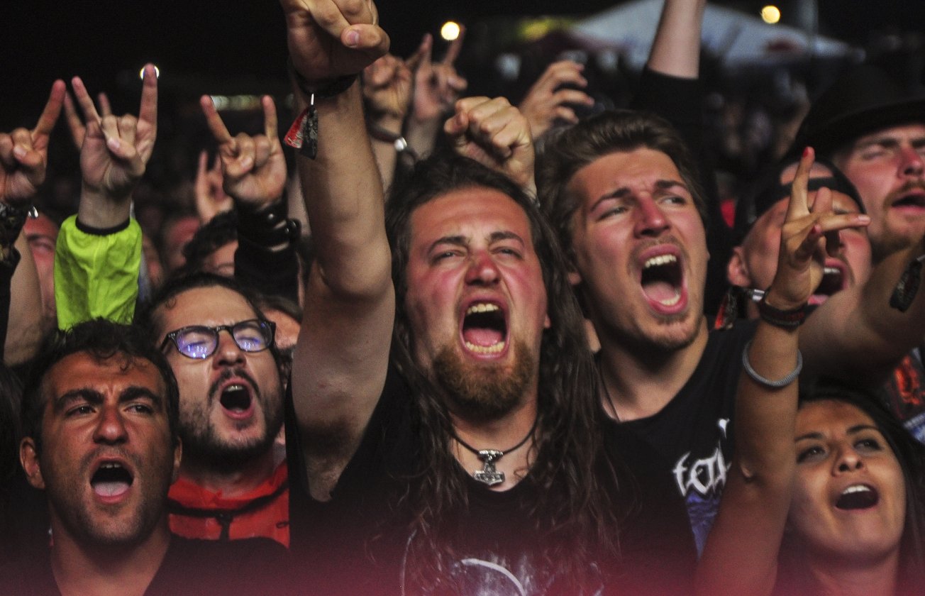 20 Jahre Summer Breeze! Das "Wacken des Südens" ist aus der deutschen Festivallandschaft nicht mehr wegzudenken. – Violent Revolution!