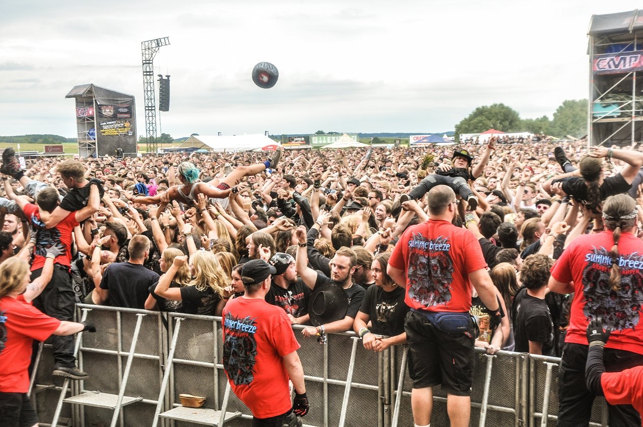 Tage voller Schweiß und Metal in Dinkelsbühl! – Essentielle Songtitel wie: