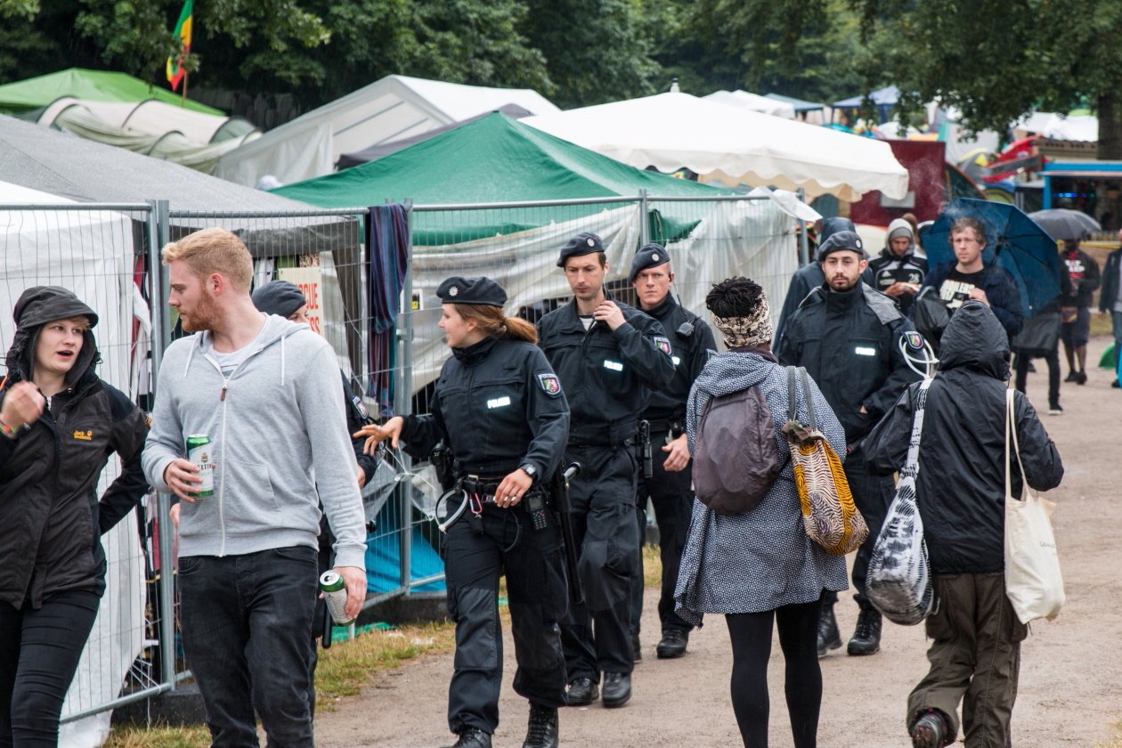 Feiern am Fühlinger See zu Köln: Toots &amp; The Maytals, Nas, Sido, Beenie Man, Damian Marley, Patrice, Protoje, Dub FX, G-Eazy u.v.a. – Sicherheit auf Festivals. 