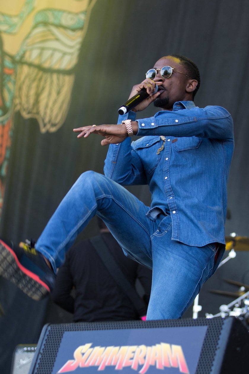 Rot-Gelb-Grün auf der kleinen Insel im Fühlinger See: Raps und Riddims! – Christopher Martin.