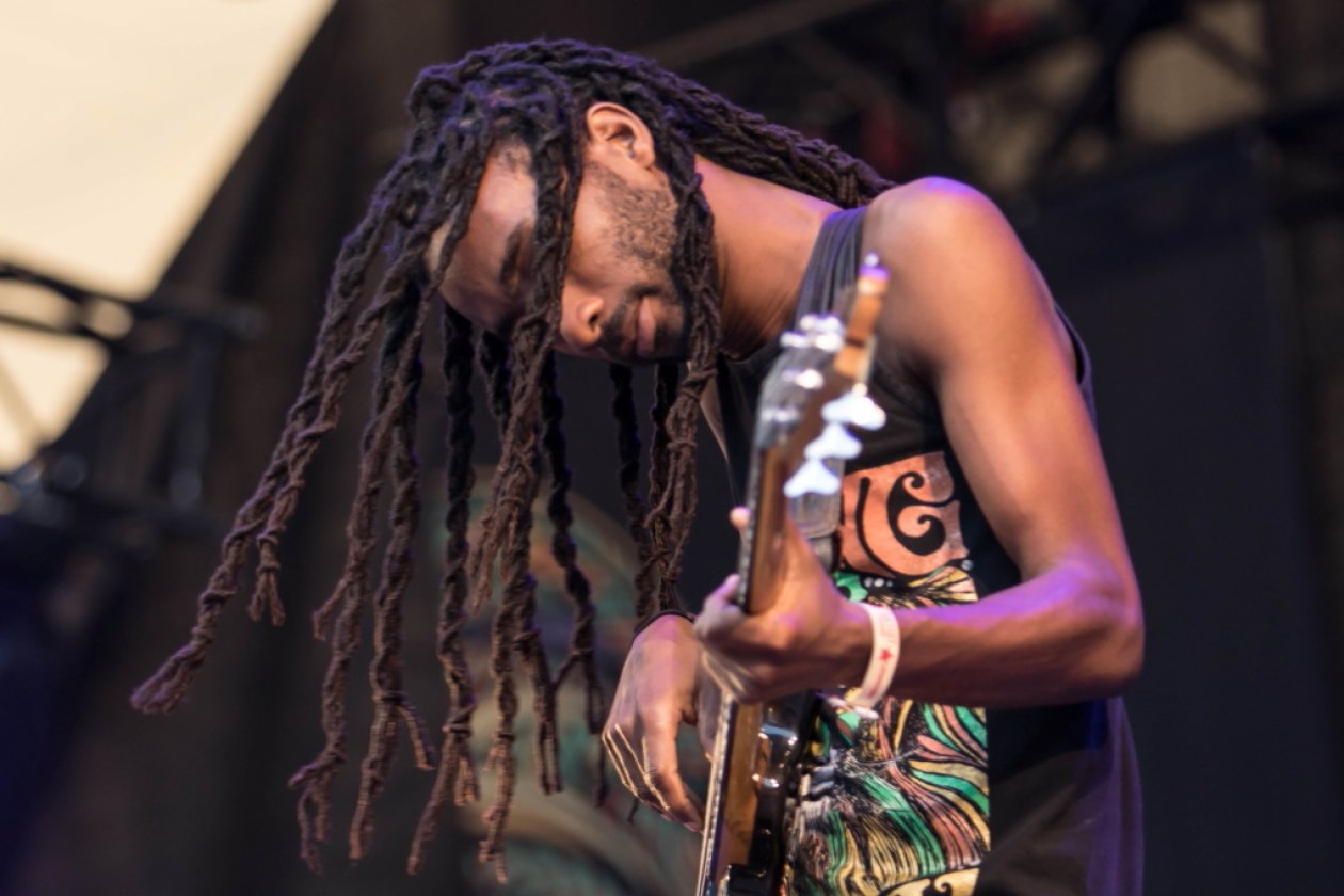 Rot-Gelb-Grün auf der kleinen Insel im Fühlinger See: Raps und Riddims! – Raging Fyah.