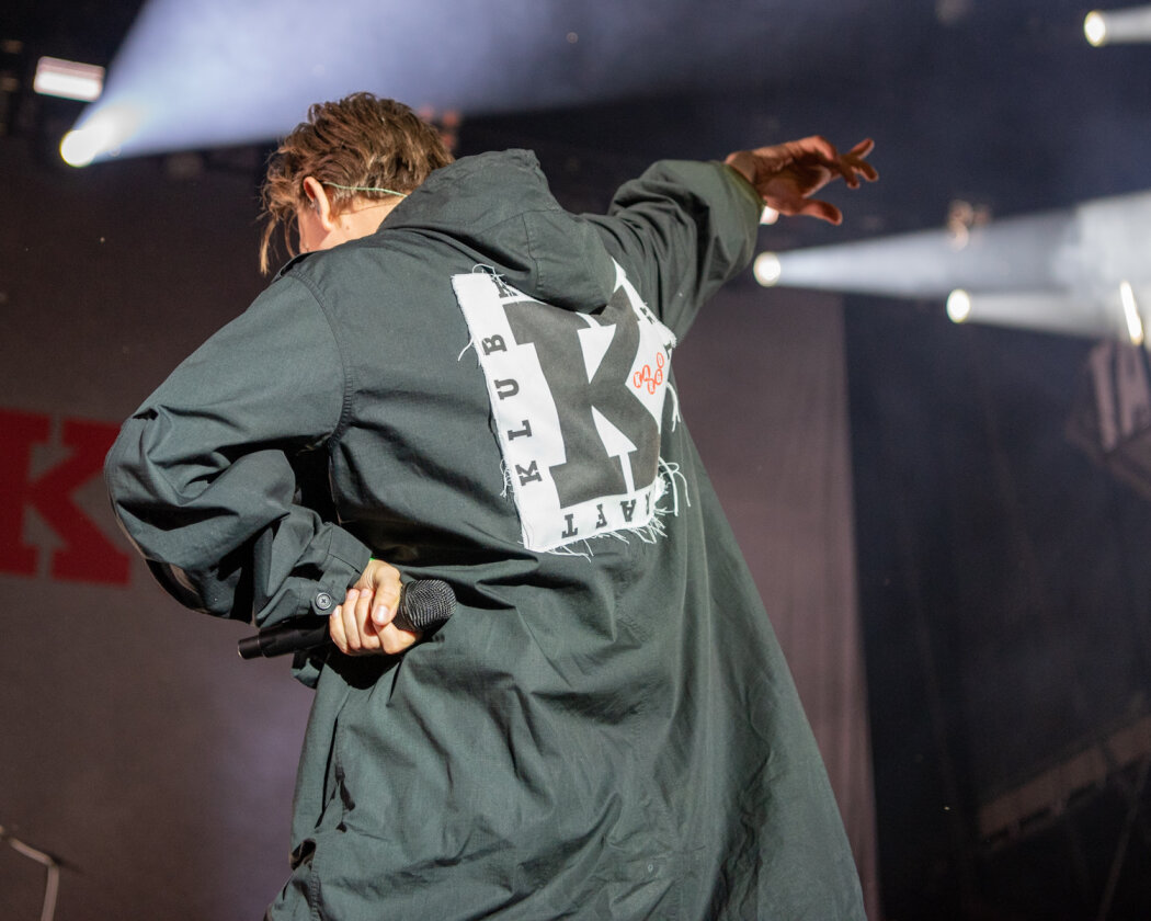 Tausende feiern beim ausverkauften Taubertal Festival mit Kraftklub, Fever 333, AnnenMayKantereit, Callejon, Faber, SDP, Biffy Clyro, Clutch, Kontra K u.a. – Die Band mit K.