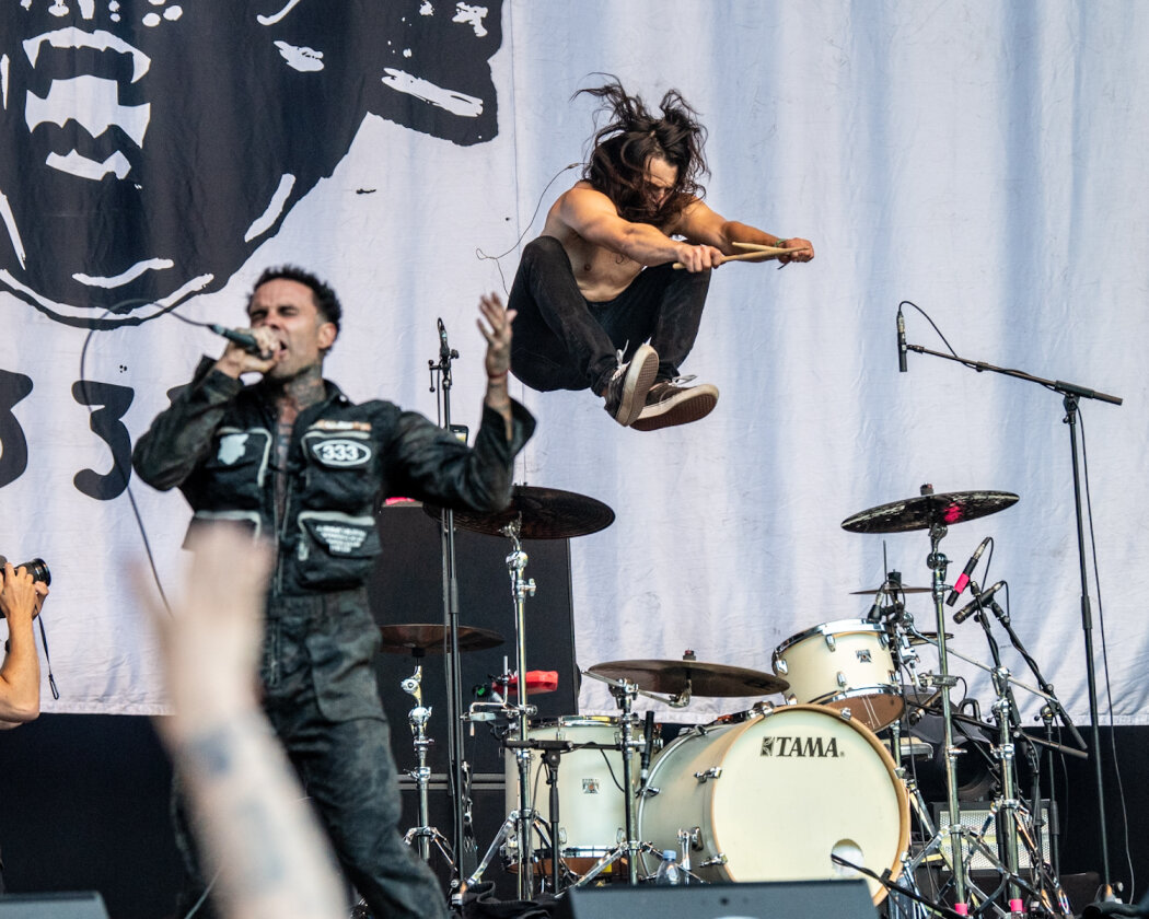 Tausende feiern beim ausverkauften Taubertal Festival mit Kraftklub, Fever 333, AnnenMayKantereit, Callejon, Faber, SDP, Biffy Clyro, Clutch, Kontra K u.a. – Everybody jump. 