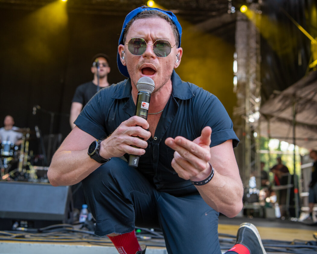 Tausende feiern beim ausverkauften Taubertal Festival mit Kraftklub, Fever 333, AnnenMayKantereit, Callejon, Faber, SDP, Biffy Clyro, Clutch, Kontra K u.a. – Mid City hautnah.
