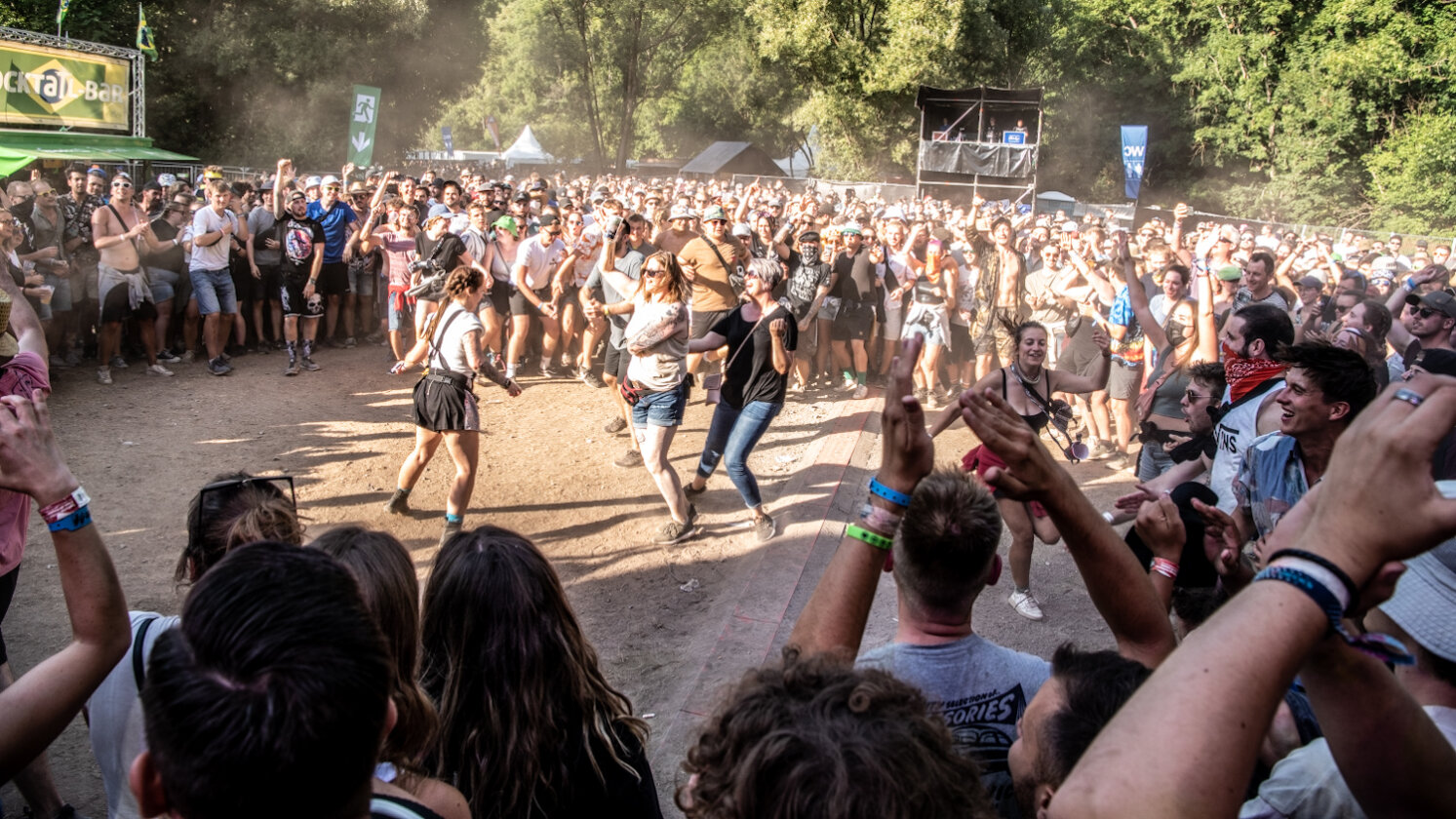 Tausende feiern beim ausverkauften Taubertal Festival mit Kraftklub, Fever 333, AnnenMayKantereit, Callejon, Faber, SDP, Biffy Clyro, Clutch, Kontra K u.a. – Wall of Love.