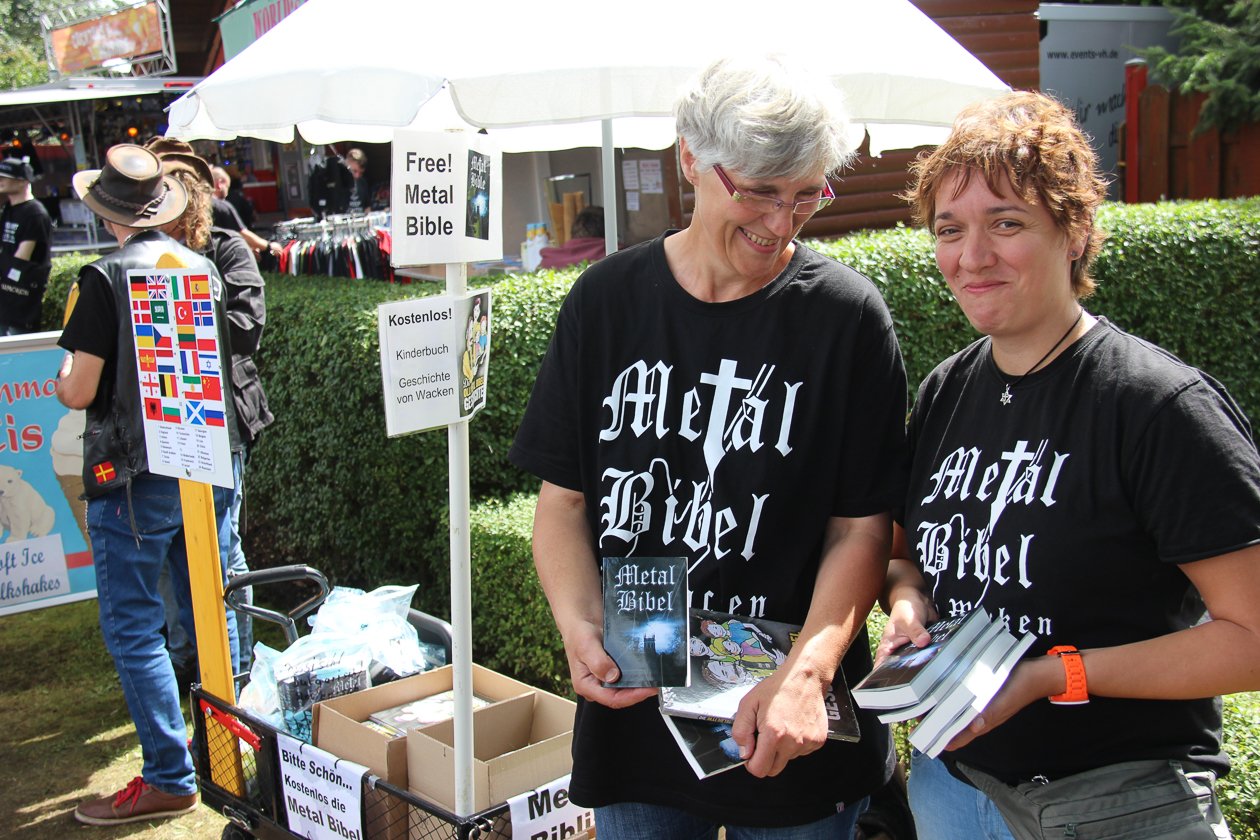 Die 27. Auflage des Metal-Monsters in dem kleinen Dorf Wacken in Schleswig-Holstein. – Braucht ihr 'ne Metal Bible?