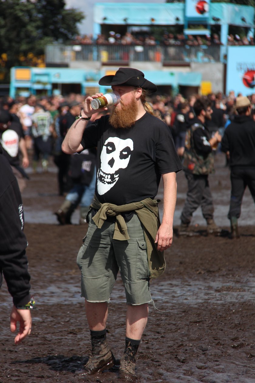 Die 27. Auflage des Metal-Monsters in dem kleinen Dorf Wacken in Schleswig-Holstein. – Durst!