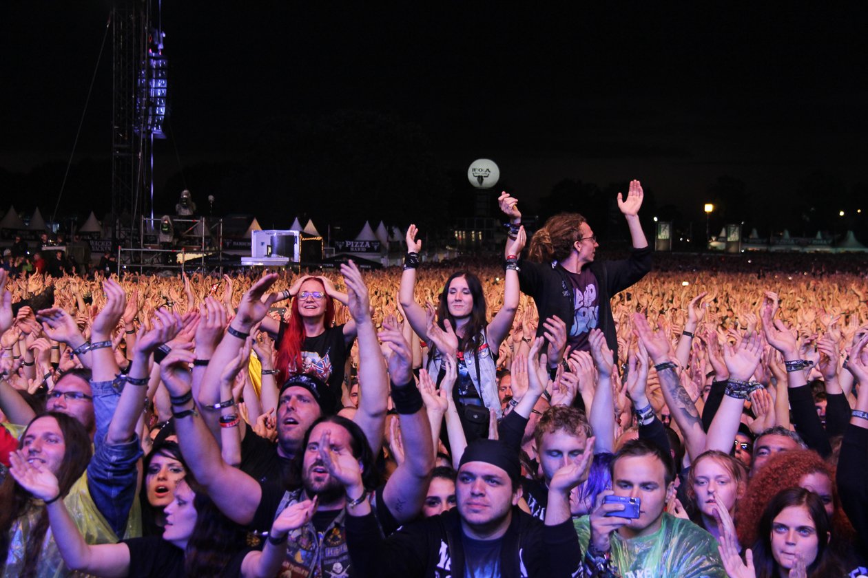 Die 27. Auflage des Metal-Monsters in dem kleinen Dorf Wacken in Schleswig-Holstein. – Maiden-Fans.