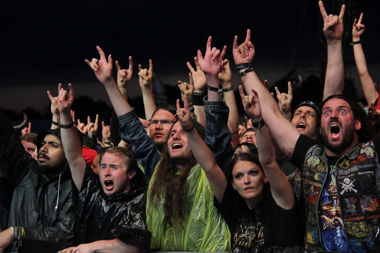 Die 27. Auflage des Metal-Monsters in dem kleinen Dorf Wacken in Schleswig-Holstein. – Maiden-Fans.