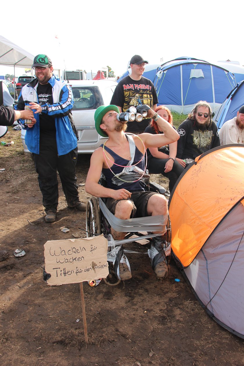 Die 27. Auflage des Metal-Monsters in dem kleinen Dorf Wacken in Schleswig-Holstein. – Prosit!