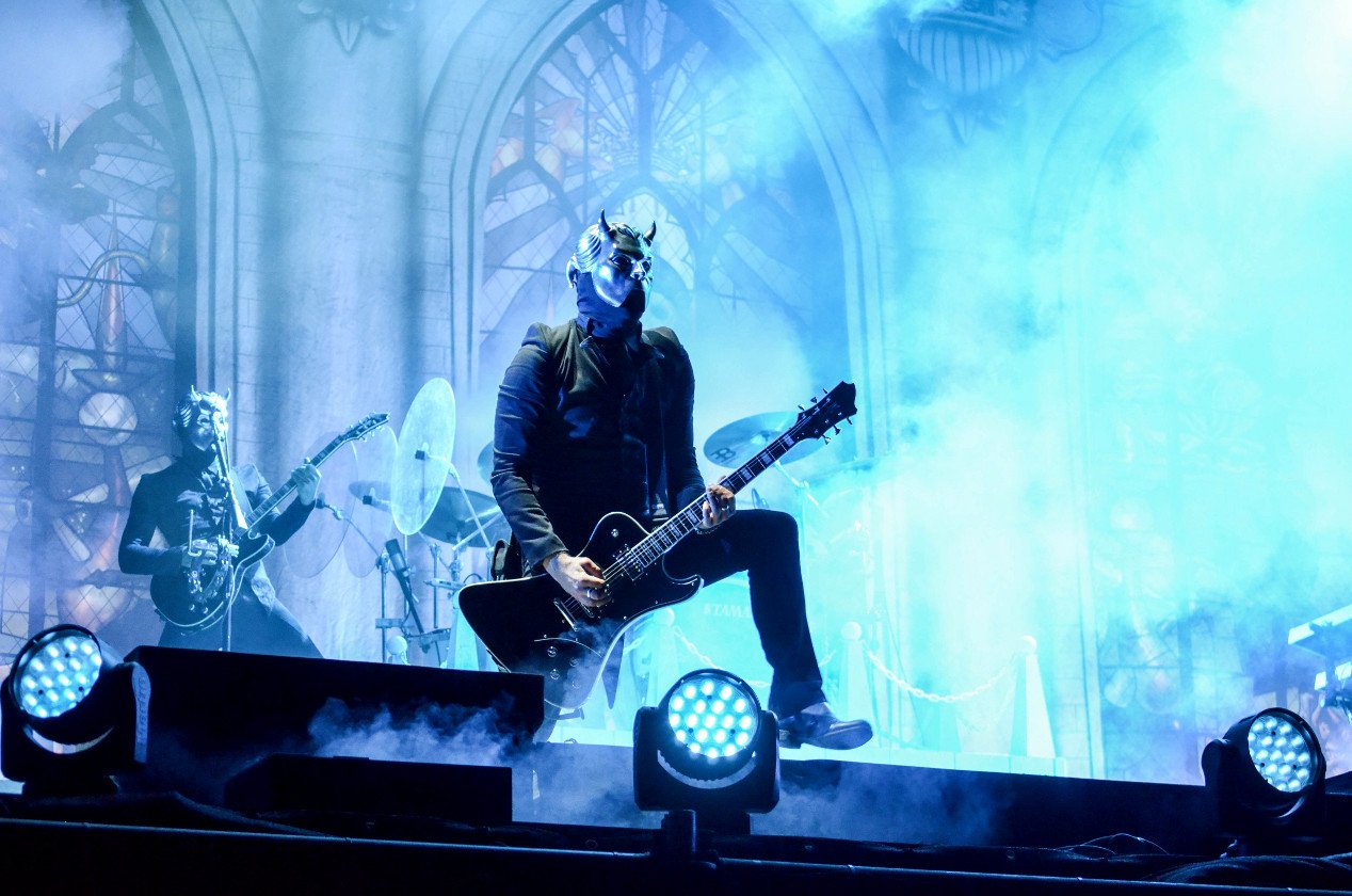 Gluthitze in Wacken - Schlammschlacht? Ja, aber nur bei lecker Wasserleitung. – Ghost!