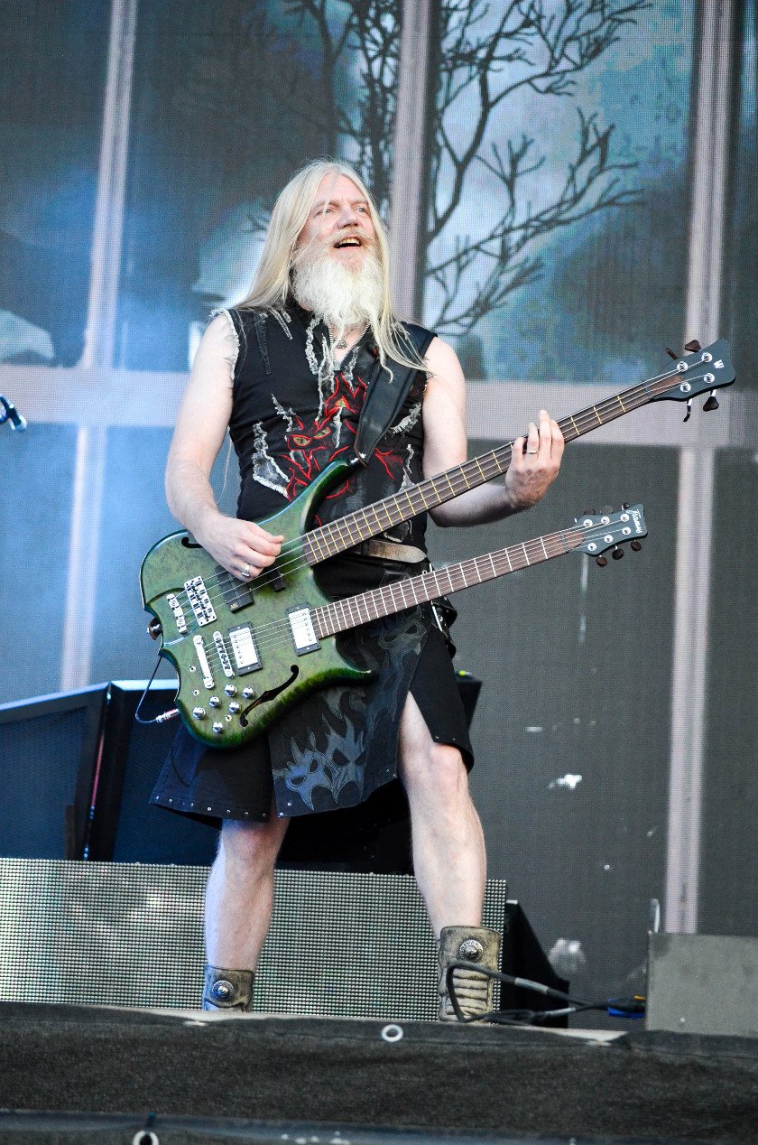 Gluthitze in Wacken - Schlammschlacht? Ja, aber nur bei lecker Wasserleitung. – Marco Hietala.