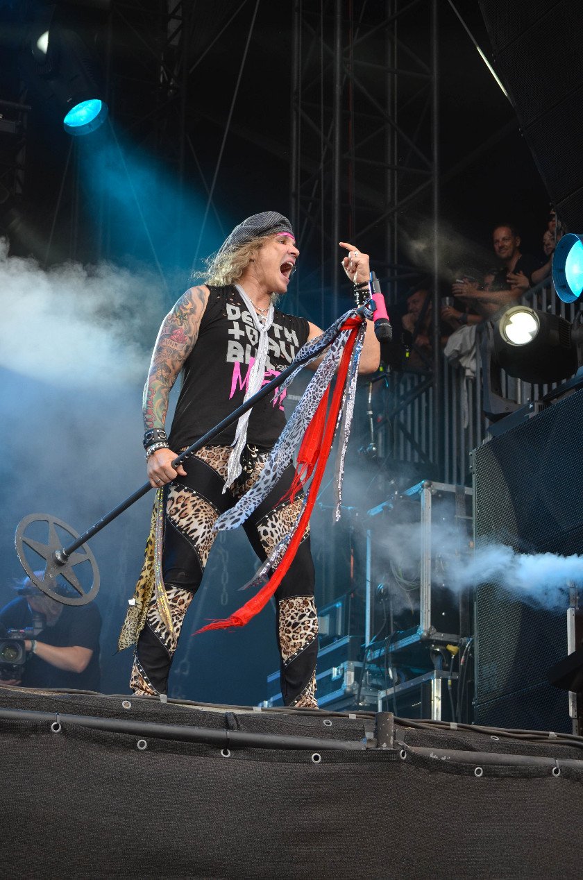 Gluthitze in Wacken - Schlammschlacht? Ja, aber nur bei lecker Wasserleitung. – Michael Starr.