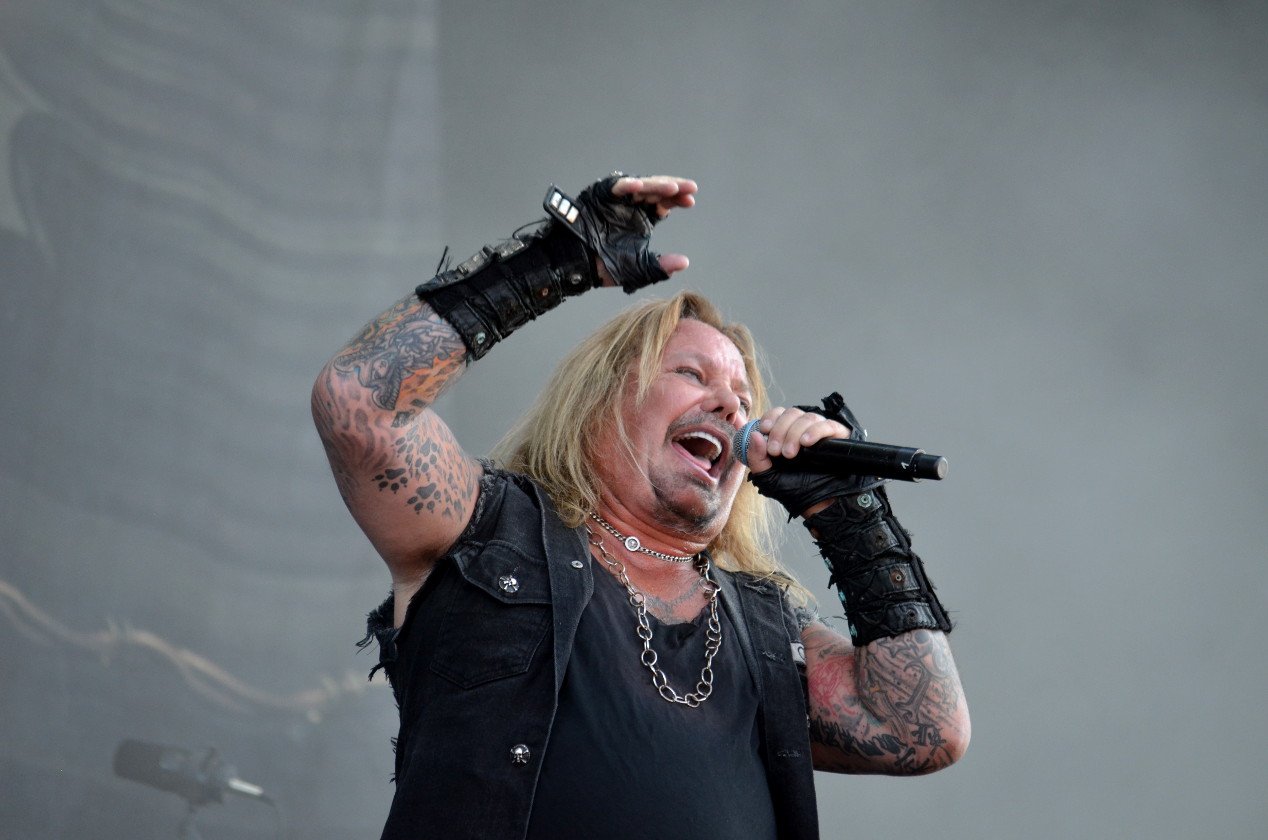Gluthitze in Wacken - Schlammschlacht? Ja, aber nur bei lecker Wasserleitung. – Power-Voice.