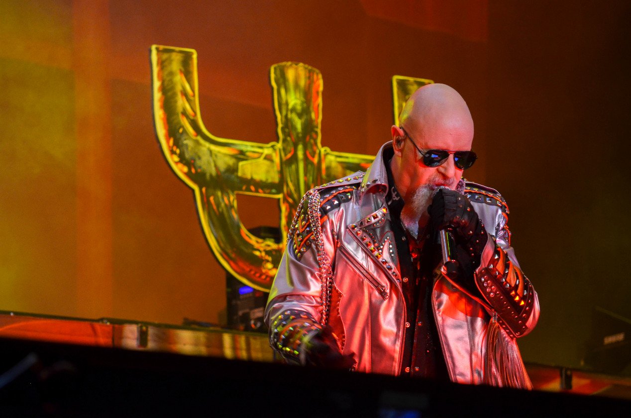 Gluthitze in Wacken - Schlammschlacht? Ja, aber nur bei lecker Wasserleitung. – Rob mofockin' Halford.