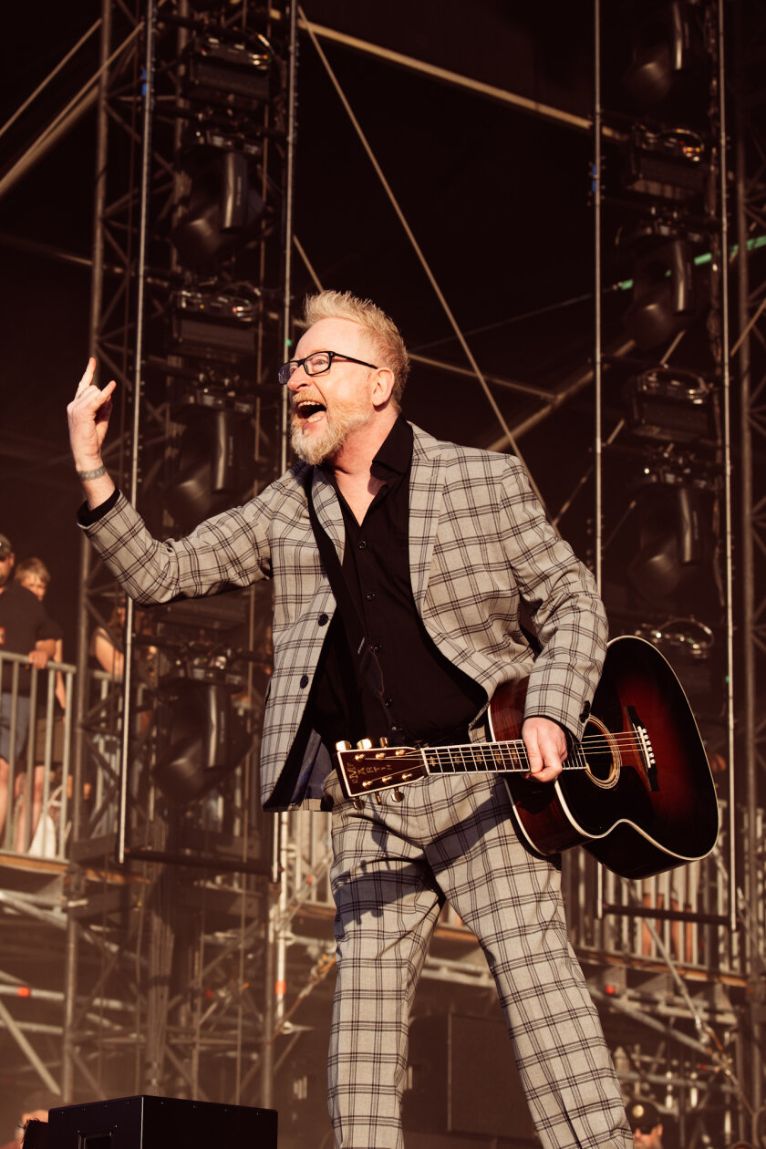 27 Grad und Kaiserwetter: Schon zum Start ist die Hölle los. In Extremo, Suzi Quatro, Scorpions, Alligatoah, Butcher Babies, Flogging Molly u.v.m. – Flogging Molly.