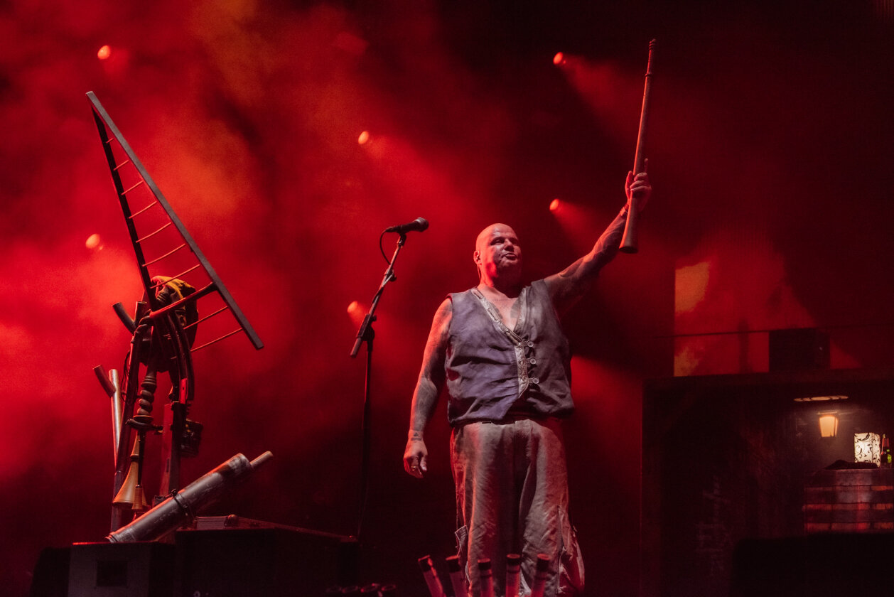 27 Grad und Kaiserwetter: Schon zum Start ist die Hölle los. In Extremo, Suzi Quatro, Scorpions, Alligatoah, Butcher Babies, Flogging Molly u.v.m. – In Extremo.