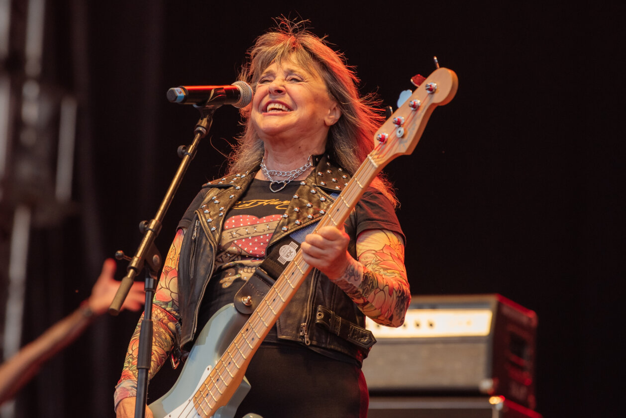 27 Grad und Kaiserwetter: Schon zum Start ist die Hölle los. In Extremo, Suzi Quatro, Scorpions, Alligatoah, Butcher Babies, Flogging Molly u.v.m. – Suzi Quatro.