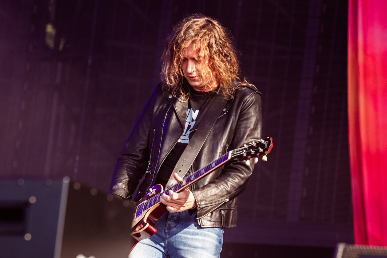 27 Grad und Kaiserwetter: Schon zum Start ist die Hölle los. In Extremo, Suzi Quatro, Scorpions, Alligatoah, Butcher Babies, Flogging Molly u.v.m. – The Darkness.