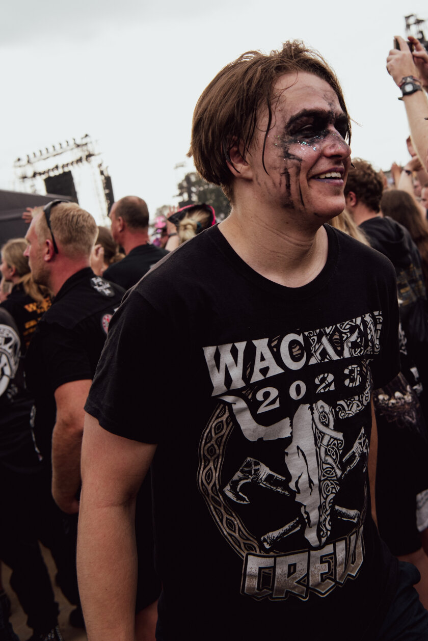 Korn, Amon Amarth, The 69 Eyes, Testament, Behemoth, Gene Simmons, Blind Guardian und ein bisschen Wacken-Schlamm. – Ein fröhlicher Metaller ... 