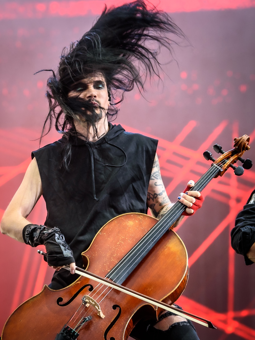 Regen und Kälte zum Festivalstart - aber alle sind parat: Wackööön! – Apocalyptica.