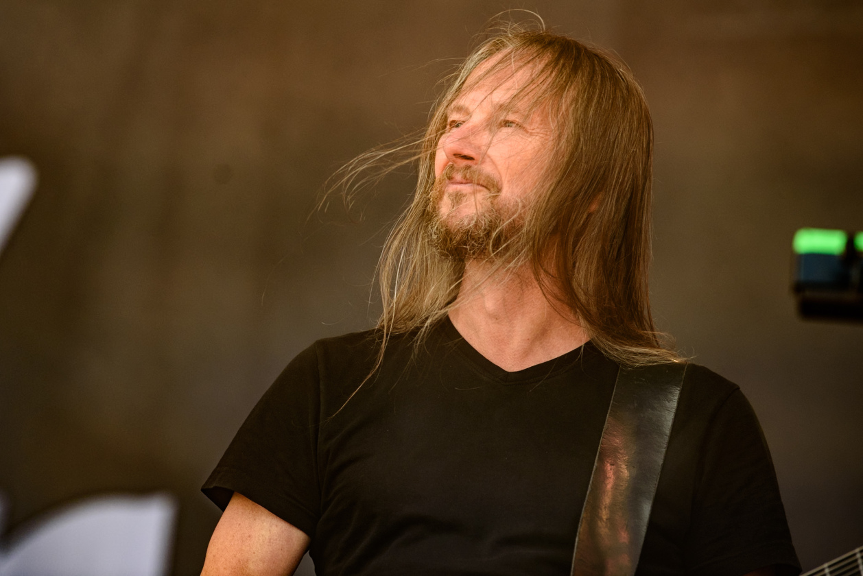 Regen und Kälte zum Festivalstart - aber alle sind parat: Wackööön! – Clawfinger.