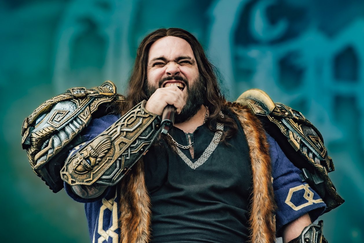 Regen und Kälte zum Festivalstart - aber alle sind parat: Wackööön! – Wind Rose.