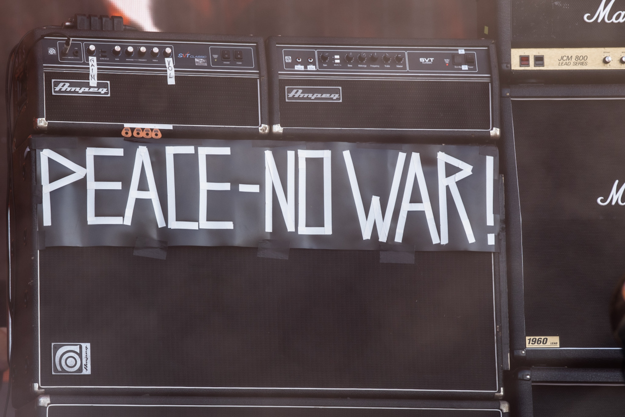 Galerie, Teil zwei: Und weiter gehts auf dem Acker mit Papa Roach, Dimmu Borgir, Fear Factory u.v.a.! – Message bei ...